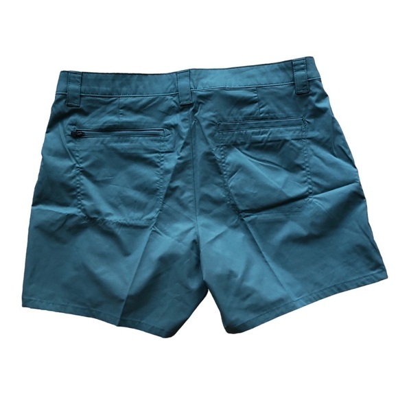 Amazon Essentials Sage Green Shorts Size 14 - Picture 5 of 8